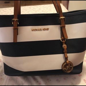 Michael Kors striped jet set tote medium